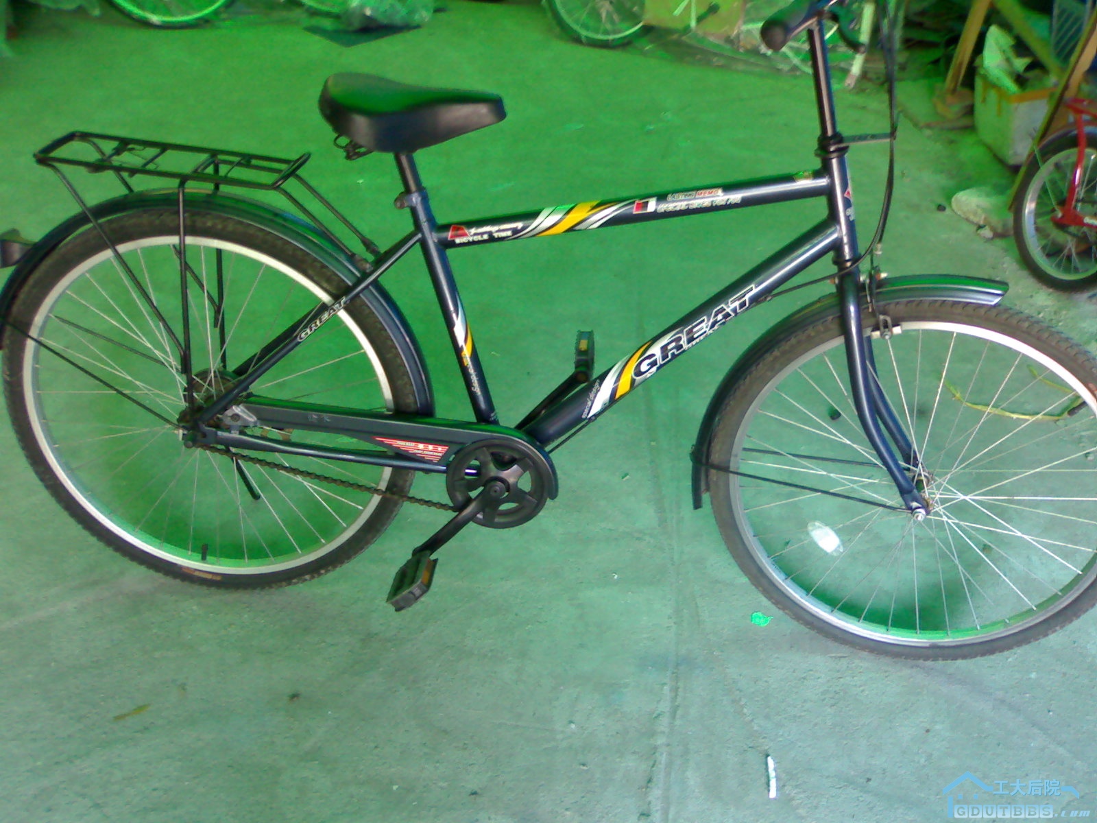 铃木，三菱男装8成新180元