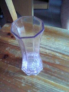 花瓶2元，很漂亮的