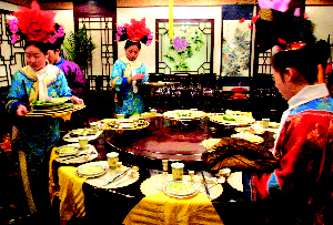 10.就是在西安,就是在这个地方有人花了30多万吃了一顿饭