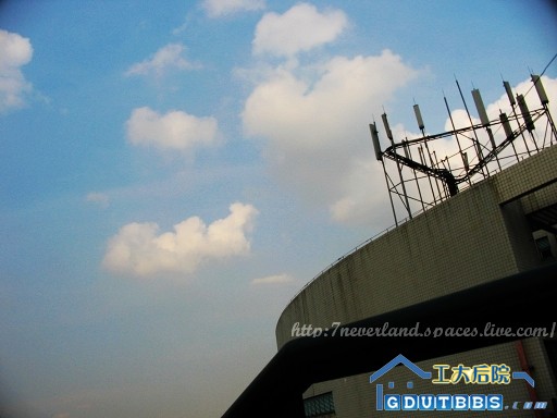 那天线是啥米东东?汗...